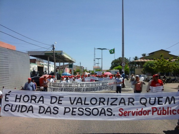 servidores na rua 1