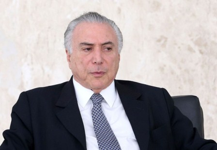 michel-temer-pensativo