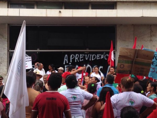 protesto pi