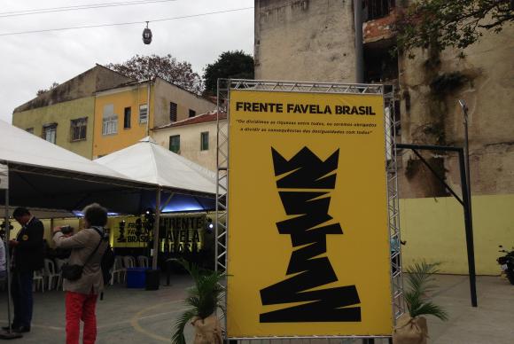 frente_favela 2