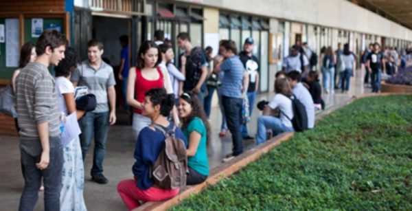 servidores-da-unb-deflagram-greve-contra-a-pec