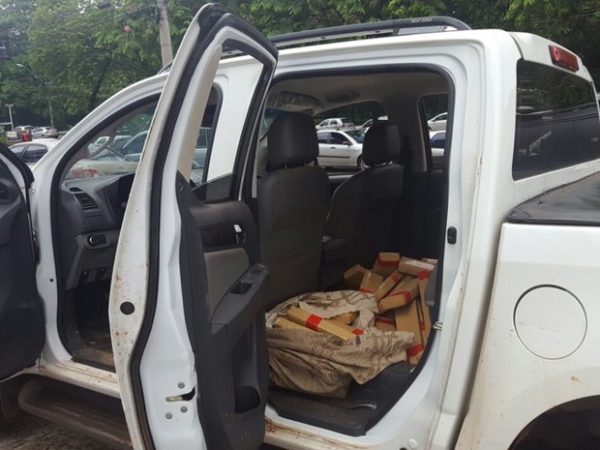 carro-com-drogas