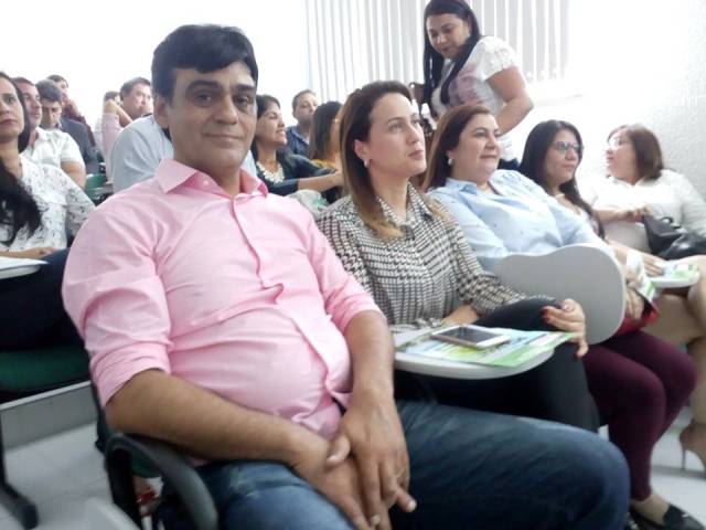 naumi assina moradia