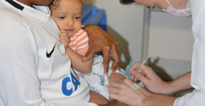 caucaiadoses_polio_e_sarampo