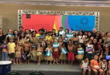 Alunos de Caucaia lançam livros na Bienal, maior evento literário do Ceará
