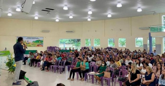 Jornada Pedagógica em Caucaia encerra com debates sobre desafios da escola e financiamento