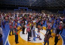Carnaval de Várzea Alegre: Esurd se apresentou no Sescfolia de Iguatu