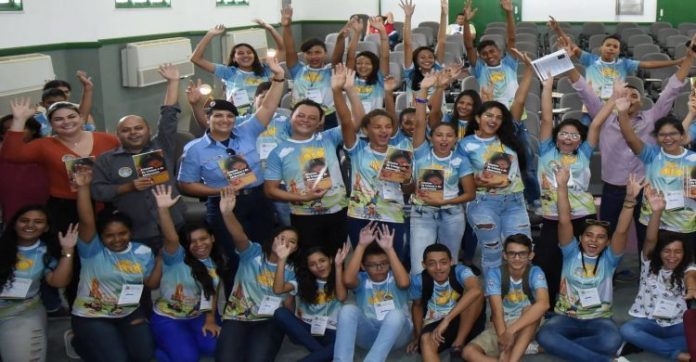 Caucaia realiza ações de proteção ao direito à vida dos adolescentes e contra a violência