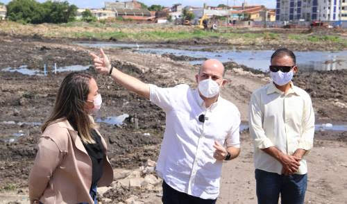 Prefeito Roberto Cláudio acompanha obras em andamento na Regional I