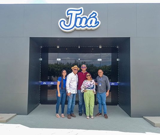 Secretário de Meio Ambiente renova parceria com empresa Juá para Coleta Seletiva em Várzea Alegre