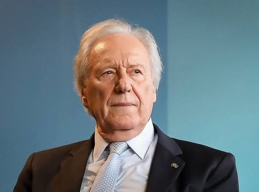 Alece entrega Título de Cidadão Cearense ao ministro Ricardo Lewandowski
