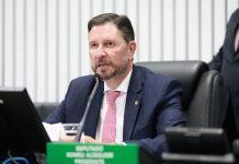 Alece aprova moção de apoio à presidente do STM, ministra Maria Elizabeth Rocha