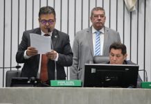 Cinco projetos do Executivo e quatro de deputados são aprovados pelo Plenário