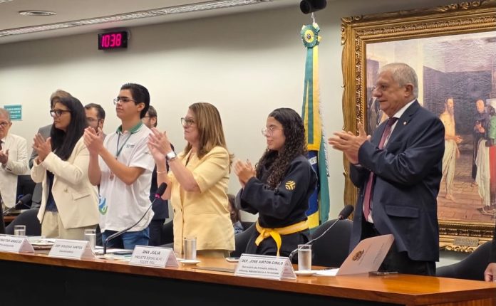 587776944_18549770032046485_5814823241229260_n