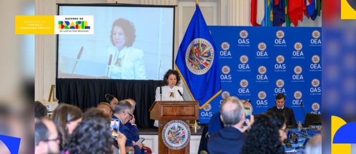 a463d3a1-c49a-4472-b371-94c1d5f0f508