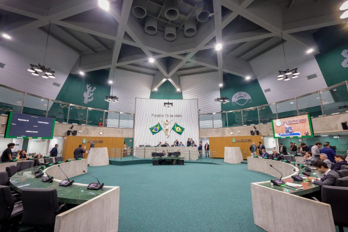 mZHLQqKMrapJEYSna1BiPULRX0nV65NPN7YhzrYs