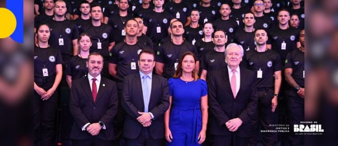 e1597665-1e61-4c63-b40d-131be01e7103