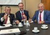 Em Brasília, O deputado José Airton Cirilo debate a conjuntura política nacional e as ações do governo Lula.