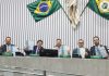 Presidente Romeu Aldigueri entrega Agenda Parlamentar 2026 aos deputados da Alece
