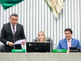Alece aprova criação de 37 cargos efetivos de professor para a Uece.