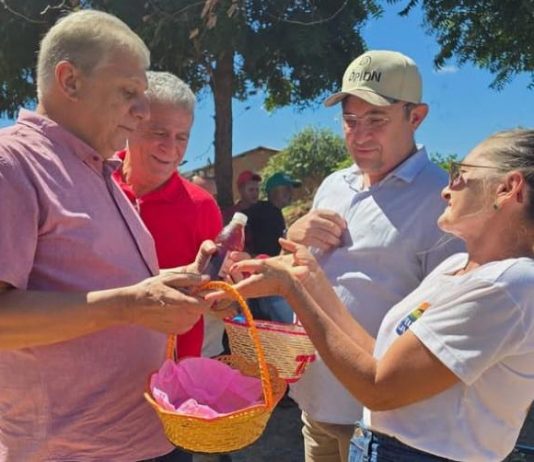 Em Lavras da Mangabeira, Deputado José Airton Cirilo participa de evento.