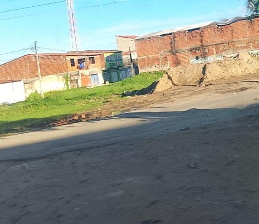 Sem banheiro e água: A RBPC solicita da Prefeitura de Caucaia ponto de apoio e abrigo para motoristas autônomos de frete.